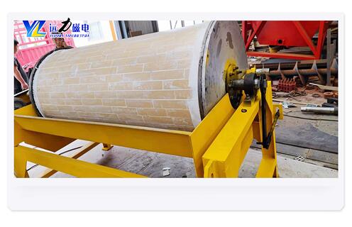 小型磁選機，小型磁選機簡單操作，惹人愛_礦用小型磁選機簡單操作，惹人愛_小型強磁滾筒磁選機生產(chǎn)廠家