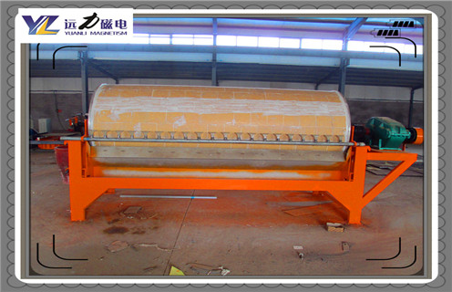 永磁滾筒磁選機(jī)，干式永磁滾筒磁選機(jī)維護(hù)工作的四個關(guān)鍵點_跑礦原因_錳礦干式永磁滾筒磁選機(jī)維護(hù)工作的四個關(guān)鍵點一般是多少_生產(chǎn)廠家