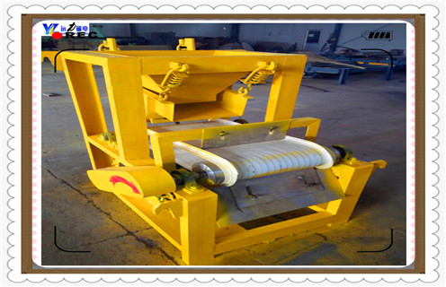 鉀鈉長石磁選機(jī)，市場發(fā)展需要鉀鈉長石磁選機(jī)的配合，遠(yuǎn)力磁電市場發(fā)展需要鉀鈉長石磁選機(jī)的配合多少品位