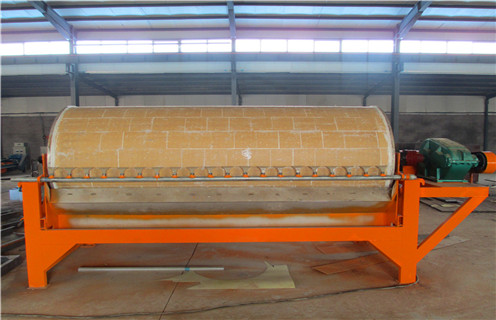 鐵礦磁選機,山東鐵礦磁選機工作原理磁性有多強_山東鐵礦磁選機工作原理鐵精粉流程及轉(zhuǎn)速有什么規(guī)定 鐵礦磁選機,山東鐵礦磁選機工作原理磁性有多強_山東鐵礦磁選機工作原理鐵精粉流程及轉(zhuǎn)速有什么規(guī)定