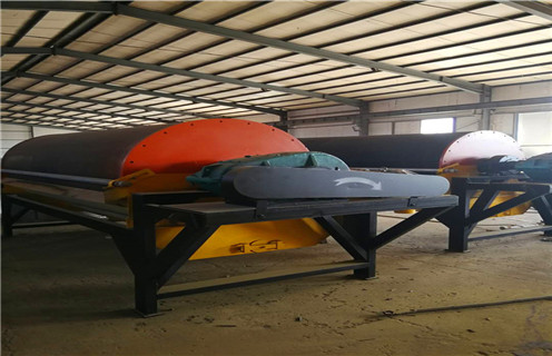 永磁筒式磁選機(jī)，遼寧永磁筒式磁選機(jī)是不是強(qiáng)磁_(tái)遼寧永磁筒式磁選機(jī)是不是強(qiáng)磁如何選鐵參數(shù)規(guī)格一般是多少_生產(chǎn)廠家